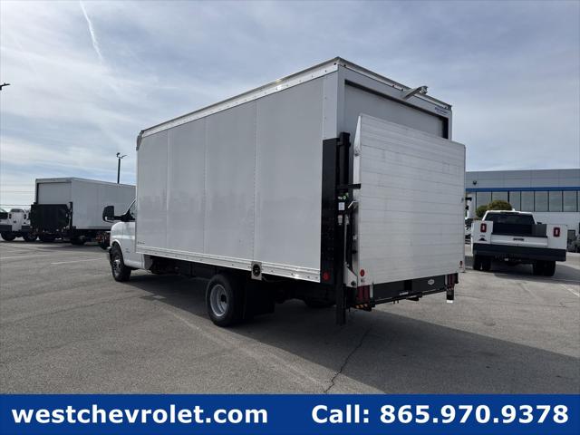 2026 Chevrolet Express Cutaway 4500 Van