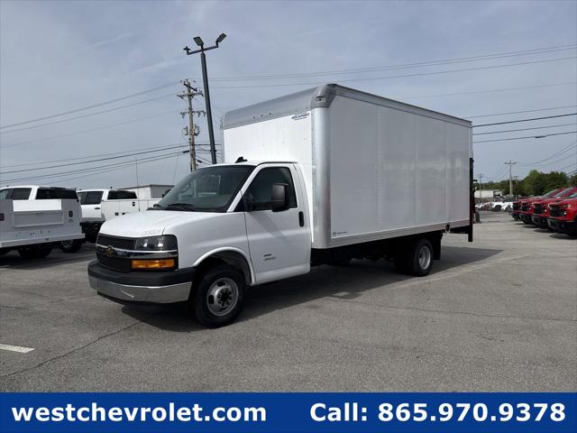 2026 Chevrolet Express Cutaway 4500 Van