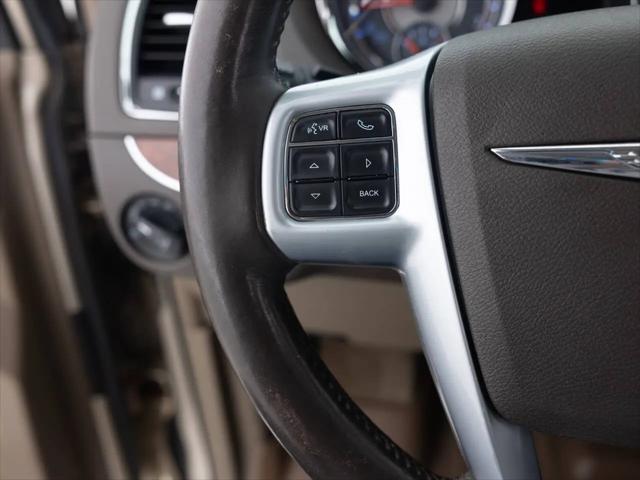 2012 Chrysler Town & Country Touring-L