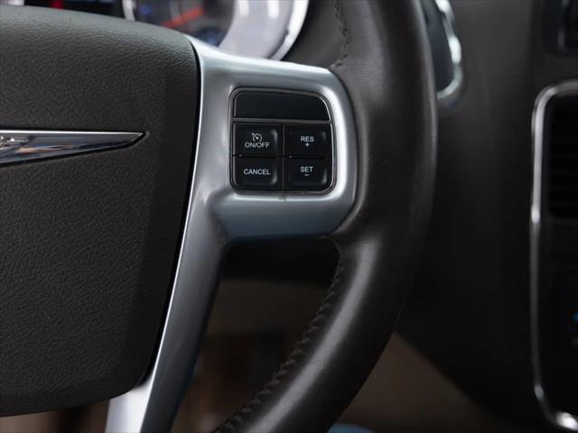 2012 Chrysler Town & Country Touring-L