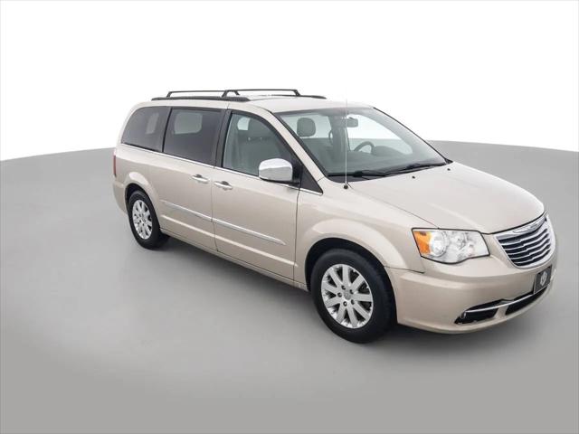 2012 Chrysler Town & Country Touring-L
