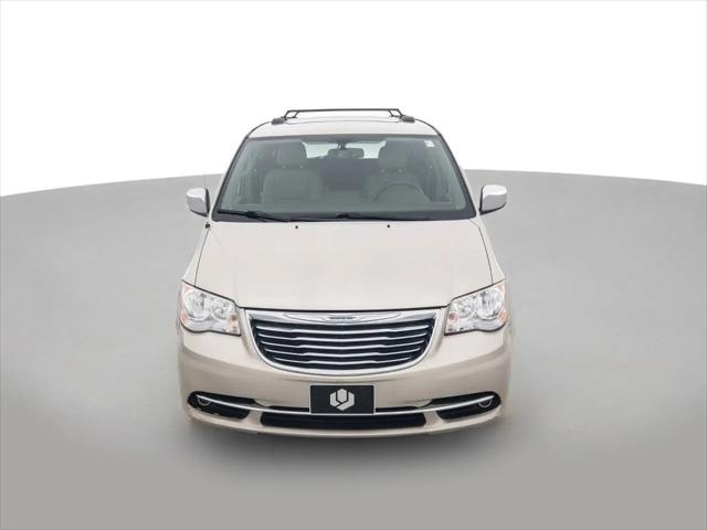 2012 Chrysler Town & Country Touring-L
