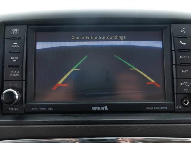 2012 Chrysler Town & Country Touring-L