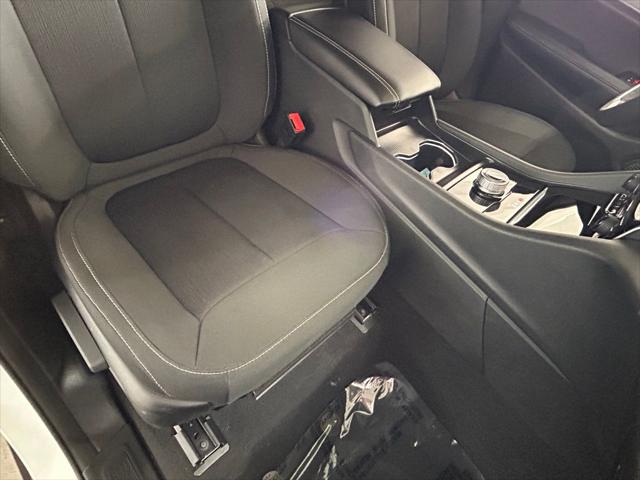 2025 Jeep Grand Cherokee L Laredo 4x4