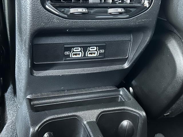 2025 Jeep Grand Cherokee L Laredo 4x4