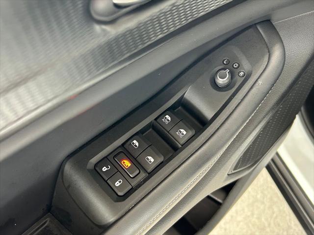 2025 Jeep Grand Cherokee L Laredo 4x4