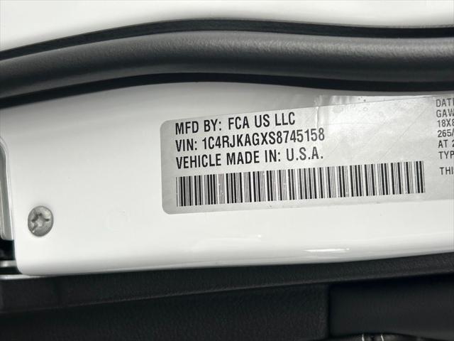 2025 Jeep Grand Cherokee L Laredo 4x4