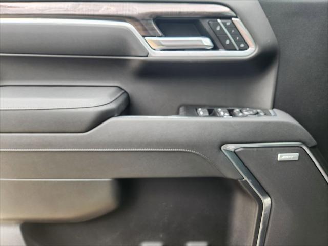 2026 Chevrolet Silverado 1500 4WD Crew Cab Short Bed LTZ