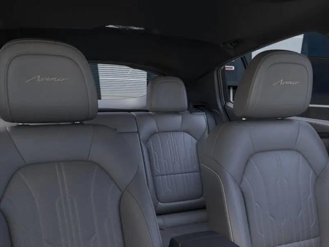 2026 Buick NV Avenir FWD