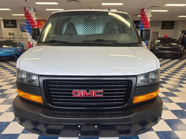 2022 GMC Savana Cargo RWD 2500 Regular Wheelbase Work Van