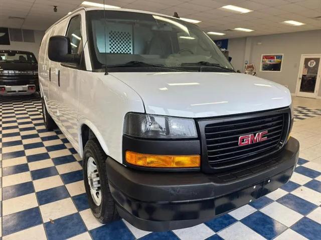 2022 GMC Savana Cargo RWD 2500 Regular Wheelbase Work Van