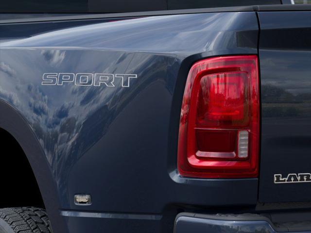 2026 Ram 3500 Laramie Crew Cab 4x4 8' Box