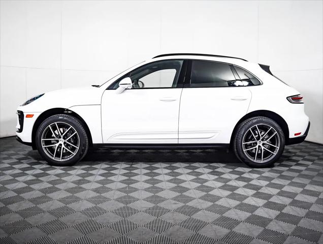 2025 Porsche Macan Macan