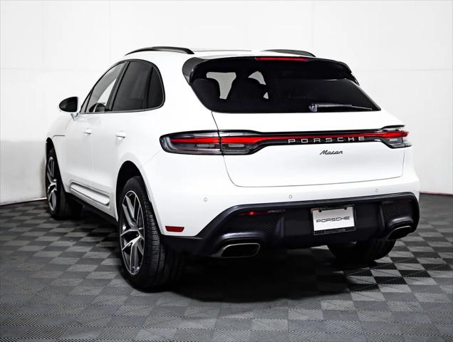 2025 Porsche Macan Macan