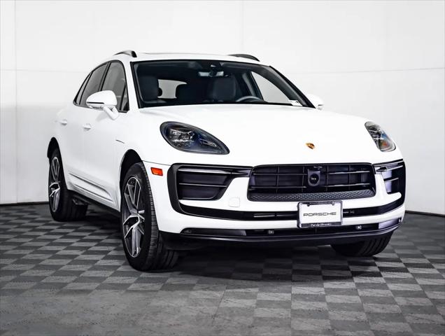 2025 Porsche Macan Macan