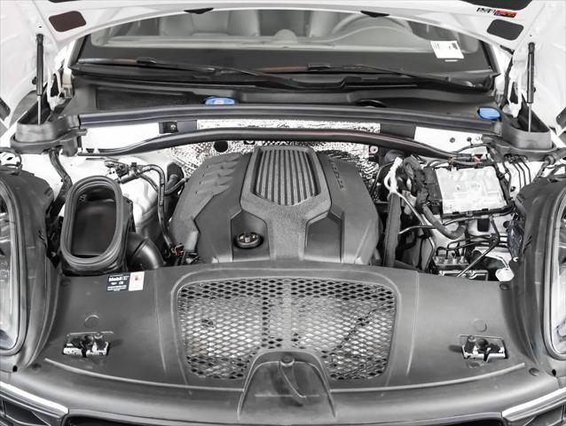 2025 Porsche Macan Macan