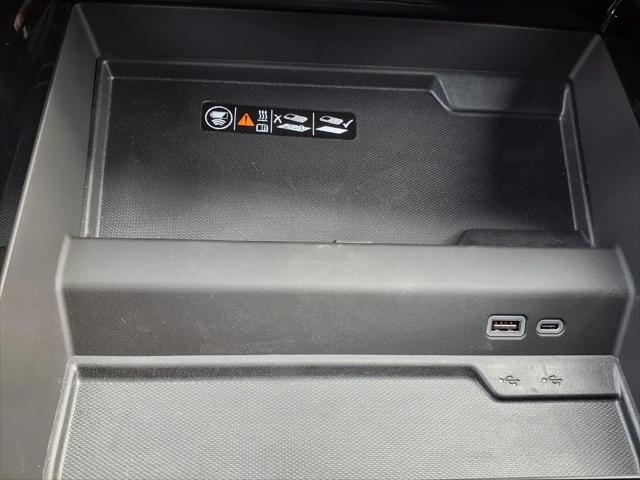 2026 Chevrolet Suburban RST, 4WD