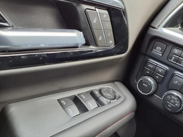 2026 Chevrolet Suburban RST, 4WD