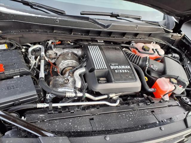 2026 Chevrolet Suburban RST, 4WD