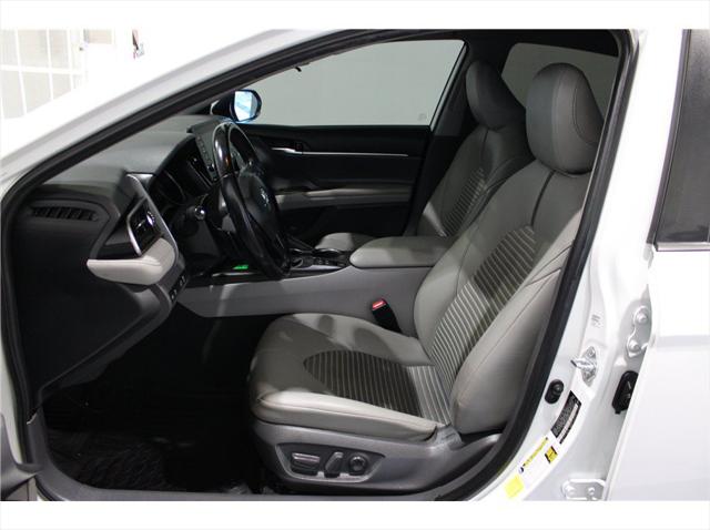 2021 Toyota Camry SE Hybrid