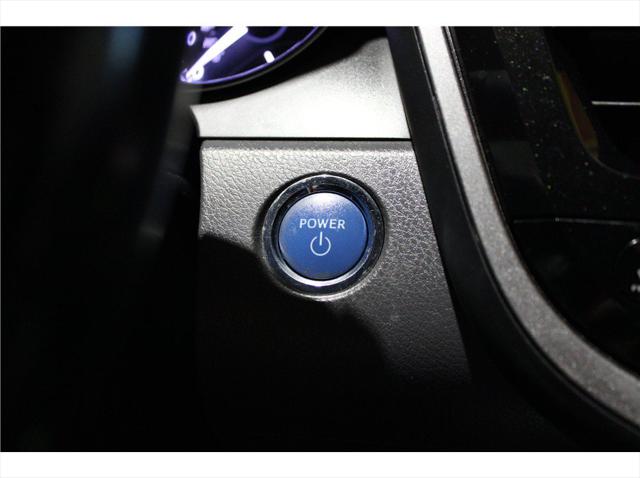 2021 Toyota Camry SE Hybrid