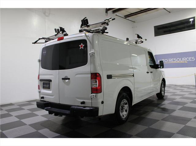 2020 Nissan 3500 SV Standard Roof V8
