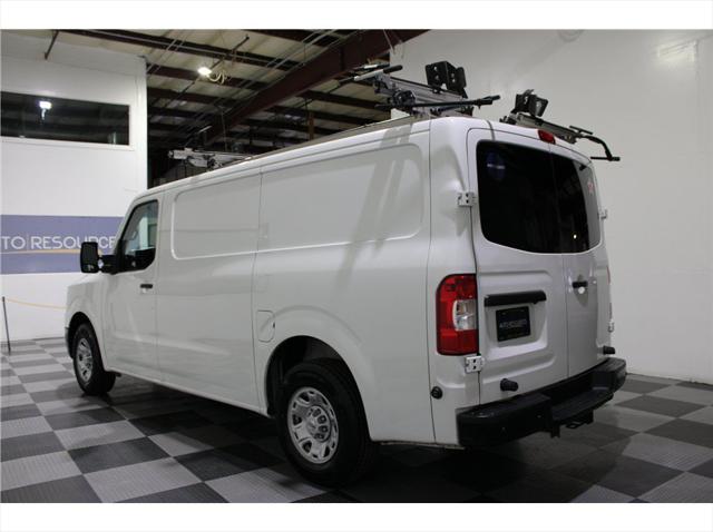 2020 Nissan 3500 SV Standard Roof V8