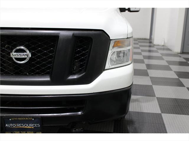 2020 Nissan 3500 SV Standard Roof V8