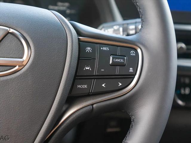 2026 Lexus 300 Premium AWD