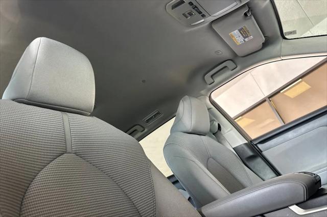 2023 Toyota Highlander Hybrid LE