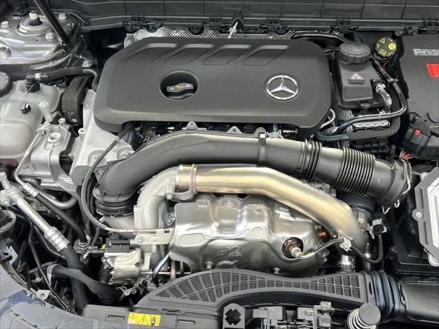 2026 Mercedes-Benz GLB 4MATIC