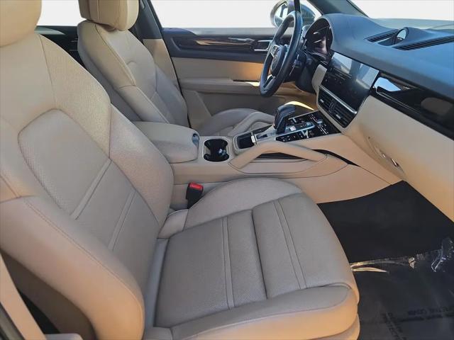 2023 Porsche Cayenne Cayenne