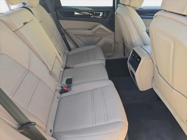 2023 Porsche Cayenne Cayenne