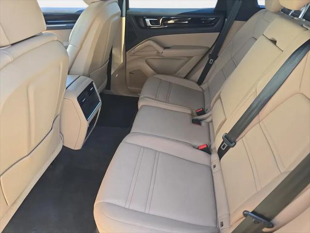 2023 Porsche Cayenne Cayenne