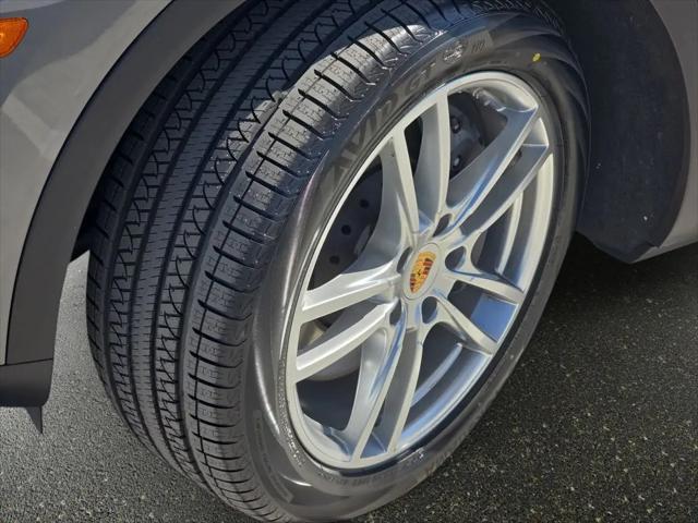 2023 Porsche Cayenne Cayenne