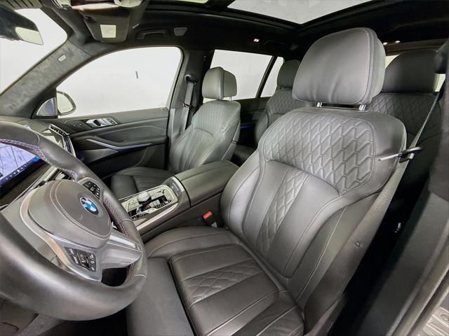 2024 BMW X7 M60i