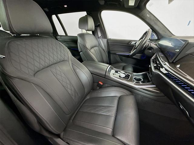 2024 BMW X7 M60i