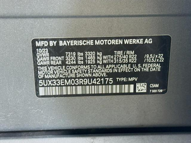 2024 BMW X7 M60i