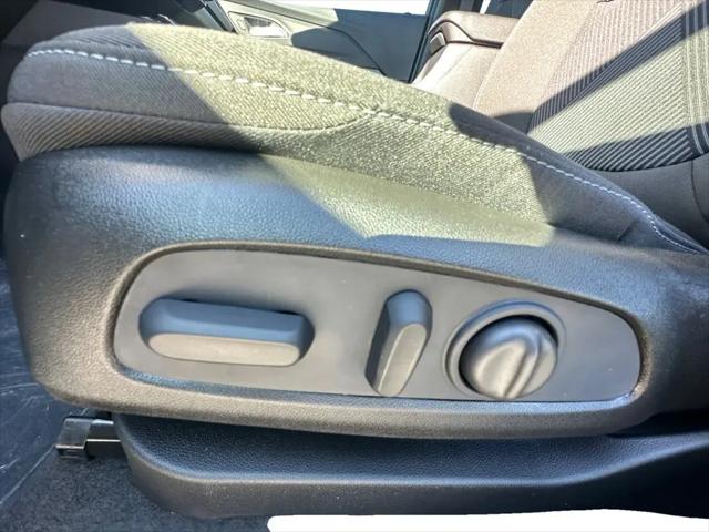 2027 Chevrolet Bolt LT FWD