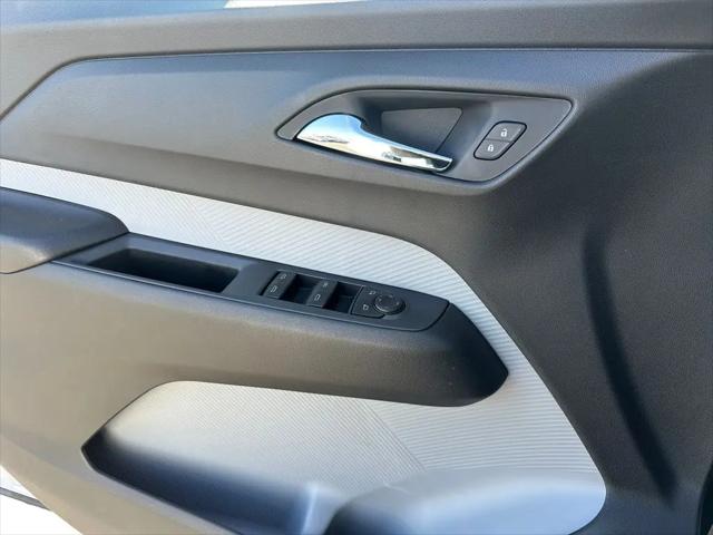 2027 Chevrolet Bolt LT FWD