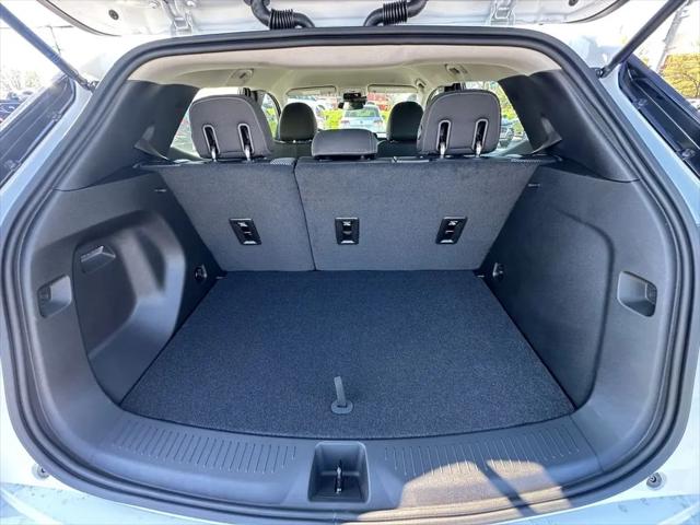 2027 Chevrolet Bolt LT FWD