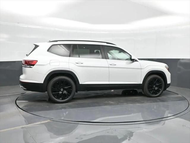 2026 Volkswagen Atlas SE with Technology