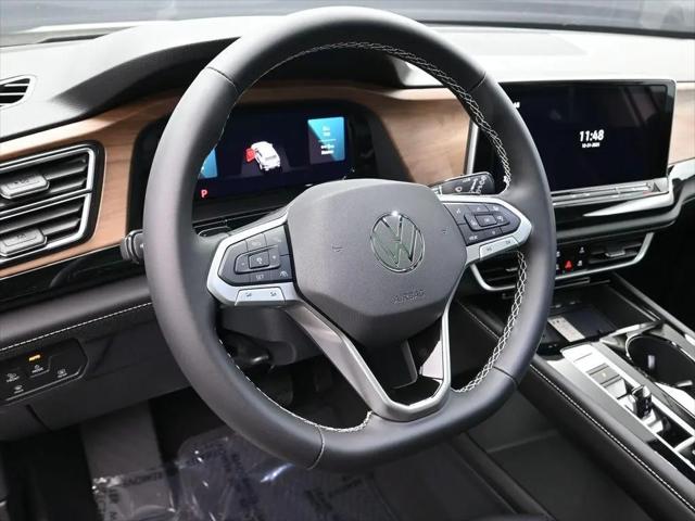 2026 Volkswagen Atlas SE with Technology
