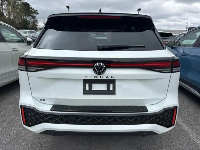 2026 Volkswagen Tiguan SE R-Line Black