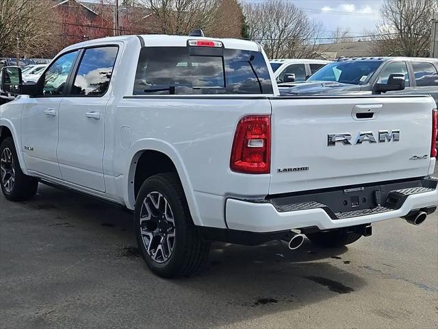 2026 Ram 1500 Laramie Crew Cab 4x4 5'7" Box