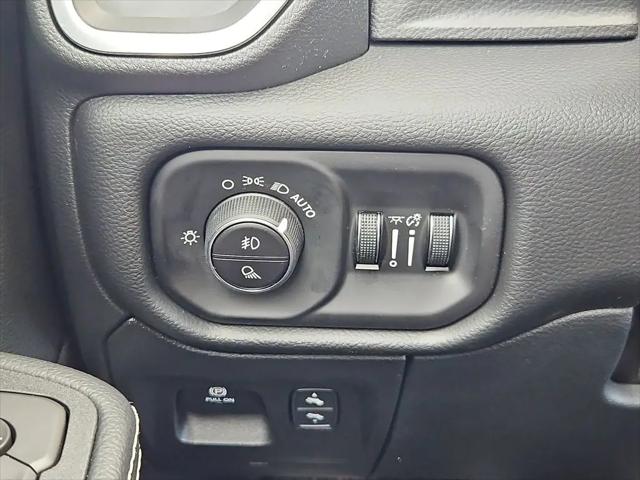 2026 Ram 1500 Laramie Crew Cab 4x4 5'7" Box