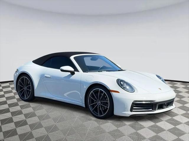2020 Porsche 911 Carrera Cabriolet