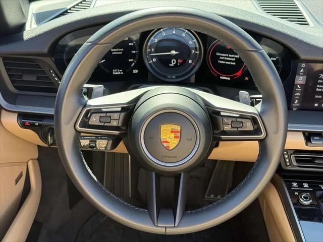 2020 Porsche 911 Carrera Cabriolet