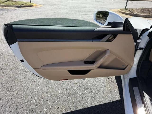 2020 Porsche 911 Carrera Cabriolet