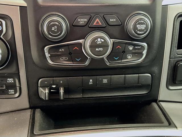 2023 Ram 1500 Classic SLT Crew Cab 4x4 5'7" Box